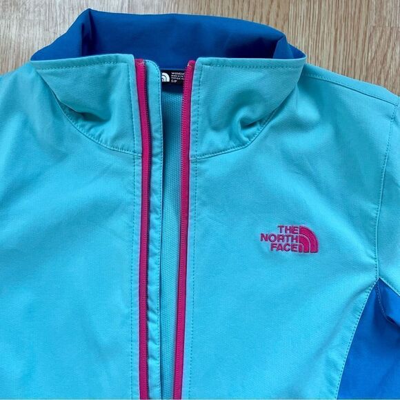 The North Face Blue and Pink Windbreaker Light Jacket - Size: Small - Picture 7 of 11
